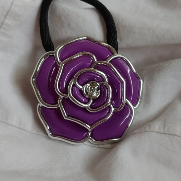 Flower hairtie - Picture 4 of 5